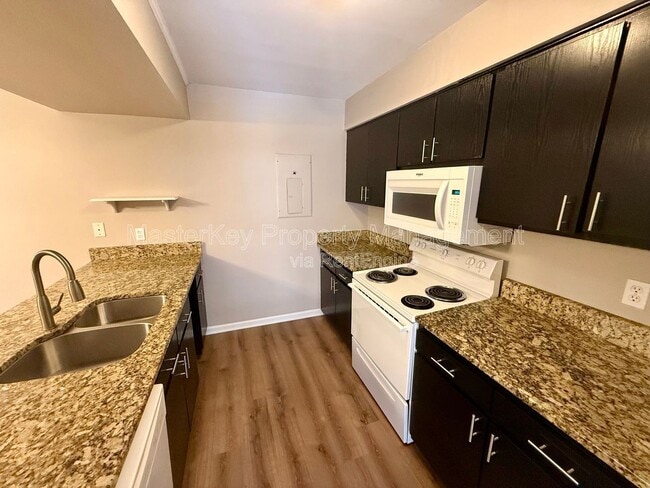 Photo - 104 Finley Forest Dr Townhome