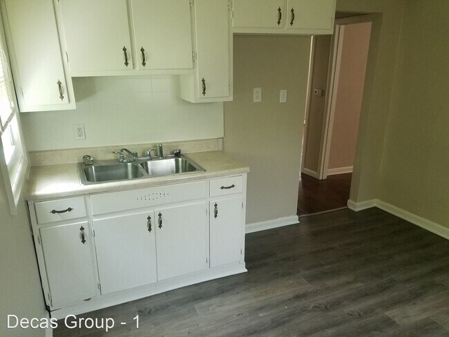 Building Photo - 2 br, 1 bath House - 4509 40th Pl N