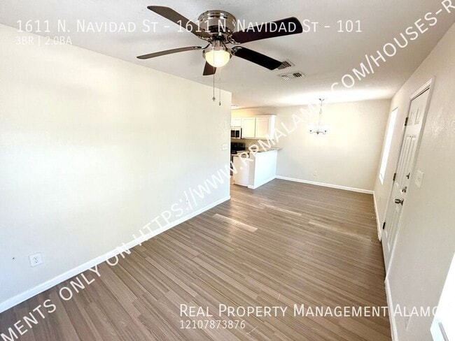 Foto del edificio - 1611 N Navidad St