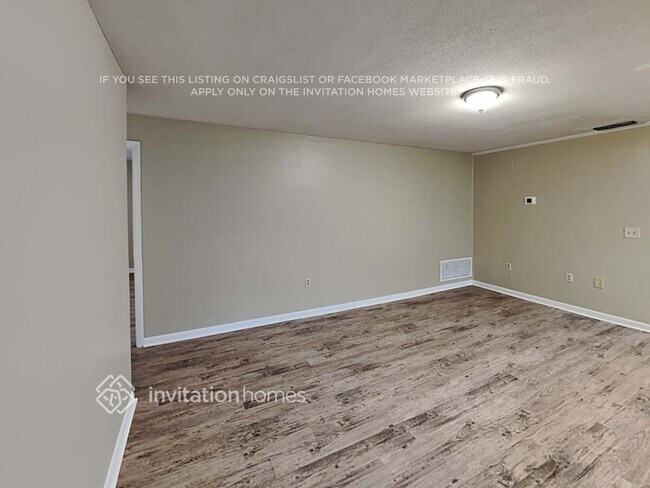 Foto del edificio - 3015 Bay Tree Dr