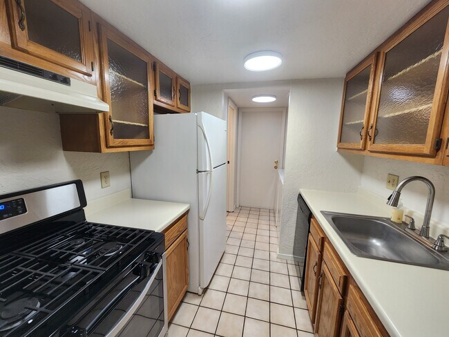 Foto del edificio - 8420 Chambers Ct NE