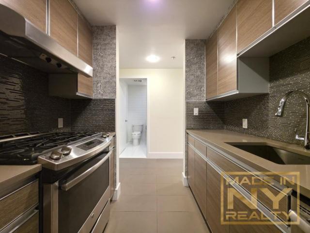 Building Photo - 1 bedroom in REGO PARK NY 11374