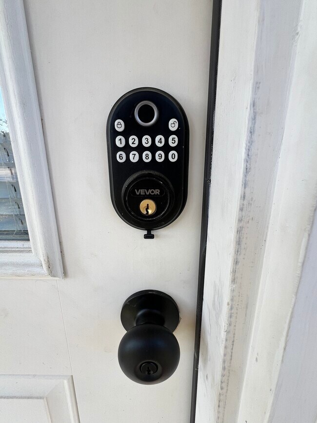 Foto del edificio - 402 Old Richton Rd