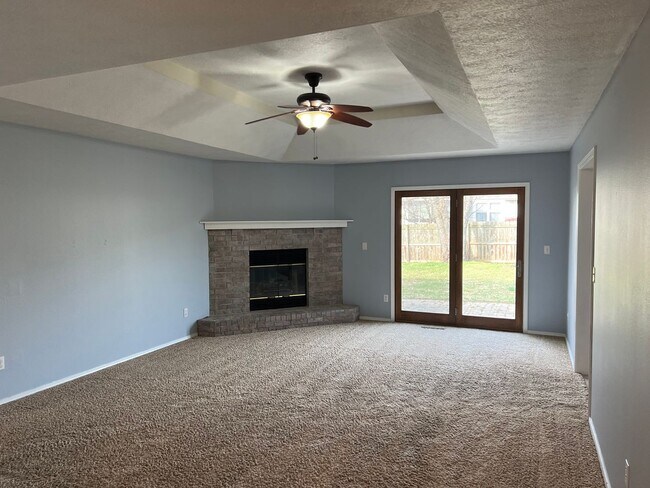Building Photo - 3Bed / 2Bath in Springfield