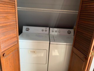 Foto del edificio - 1223 Daviess St