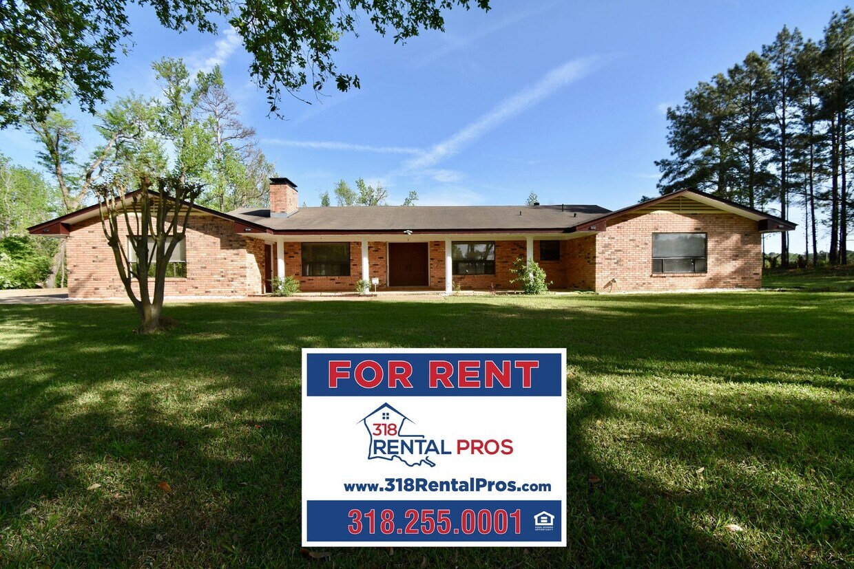 Foto principal - 4 Bed, 2 Bath Home in Ruston!