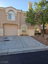 Building Photo - 10173 Quaint Tree St