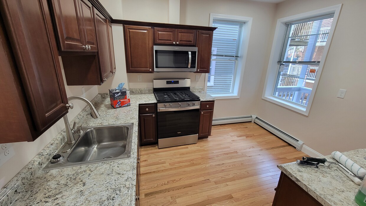 Primary Photo - 274 Brookline St