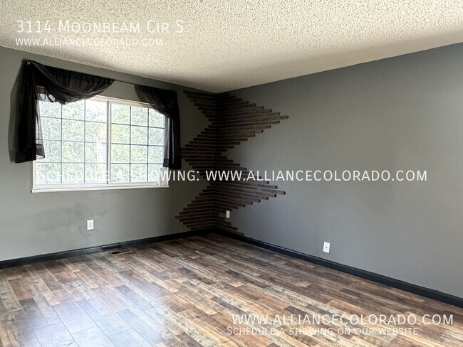 Building Photo - 3114 Moonbeam Cir S