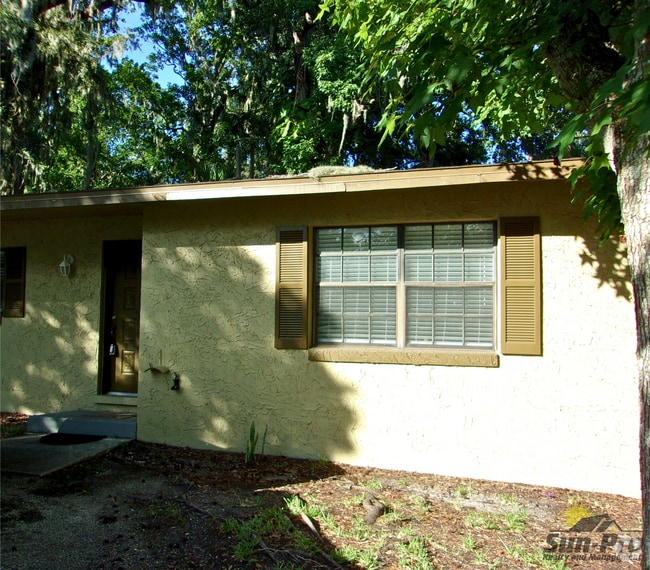 Building Photo - 323 Cavanah Dr