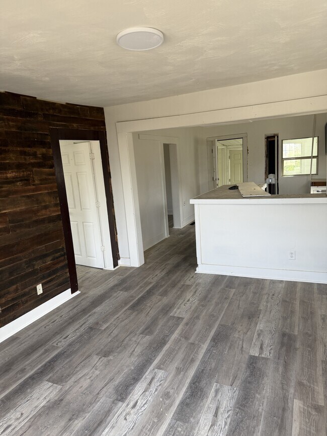 Building Photo - 3902 14th Ave