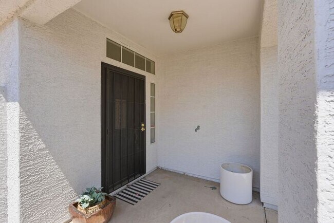 Foto del edificio - 10860 N 118th Way