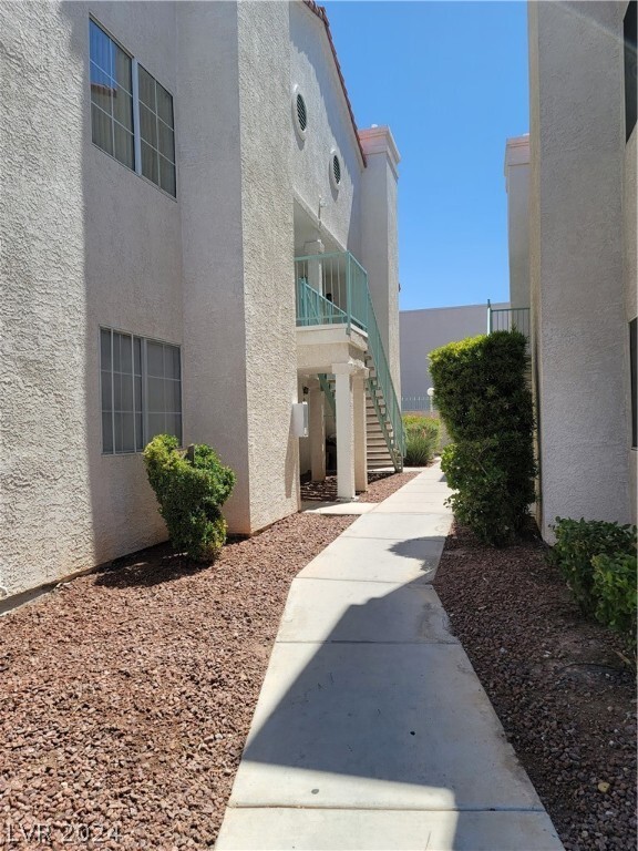 Foto del edificio - 2725 S Nellis Blvd
