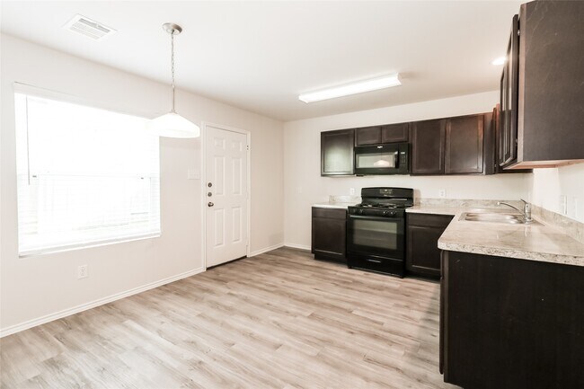 Building Photo - 17119 Hailey Harbor Dr