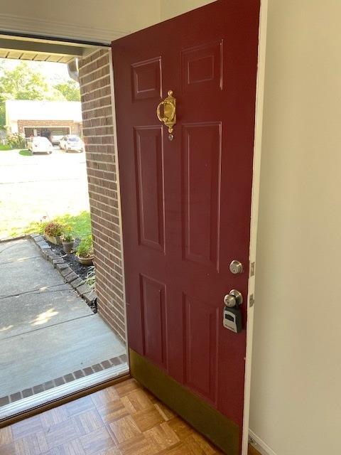 Foto del edificio - 336 Forest Hill Dr