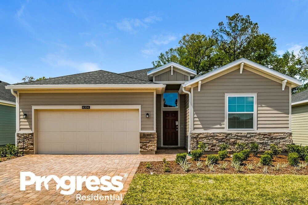 Foto principal - 6304 Starlight Dr