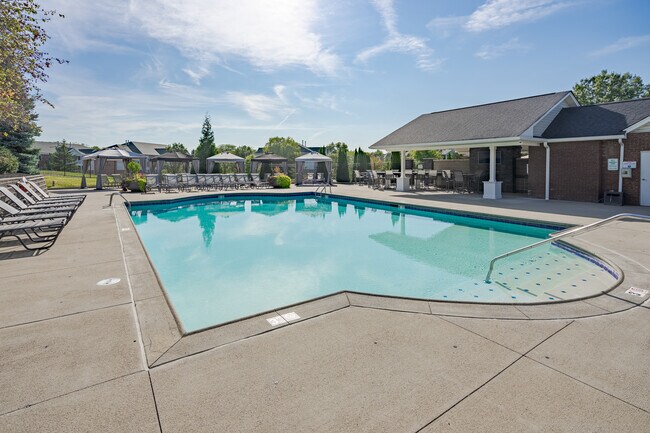 Foto del edificio - Charleston Pines Apartment Homes