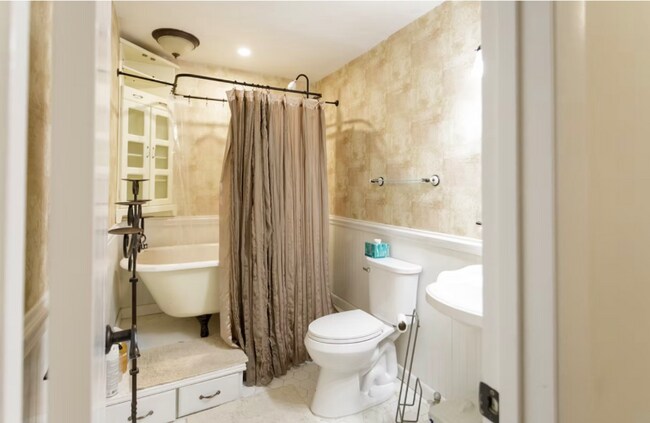 Foto del edificio - 5312 Common Ct