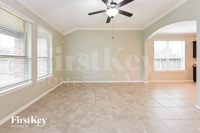 Foto del edificio - 5202 Kendall Glen Ct