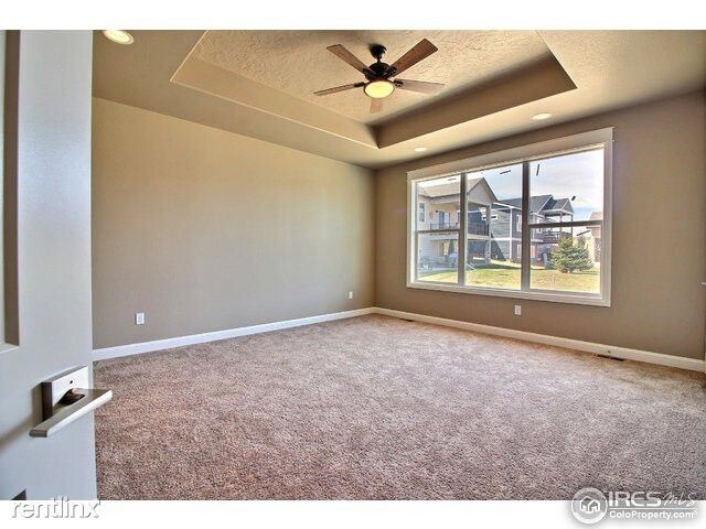 Building Photo - 409 Deville Dr