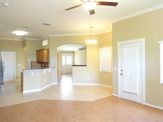 Building Photo - 1409 SW Leisure Lane