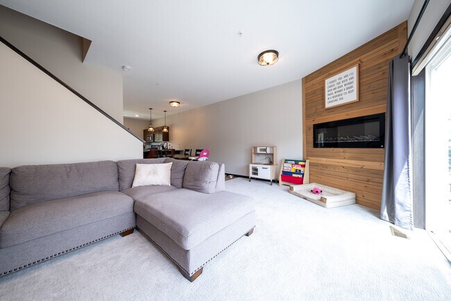 Foto del edificio - 10240 3rd St NE