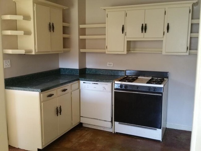 Foto del edificio - 719 Charlton St NW