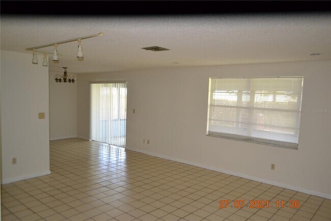 Foto del edificio - 7015 Monterron Ln