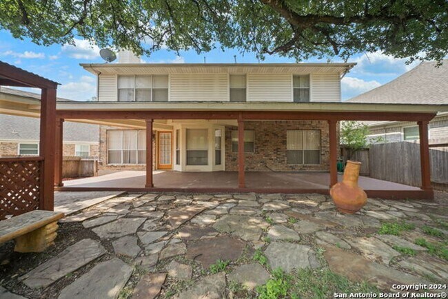 Foto del edificio - 6411 Rambling Trail Dr