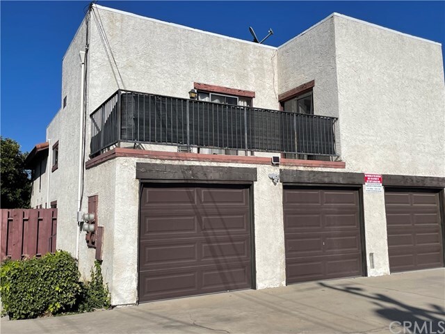 Primary Photo - 210 W Mission Rd
