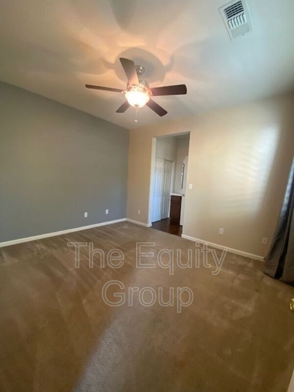 Building Photo - 5204 W Arezzo Ave
