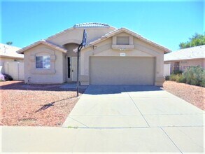 Building Photo - 7729 W Rancho Dr