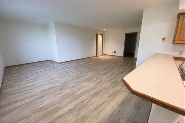 Building Photo - 180 NW Hwy 101