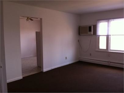 Building Photo - 9618 Farmer Dr