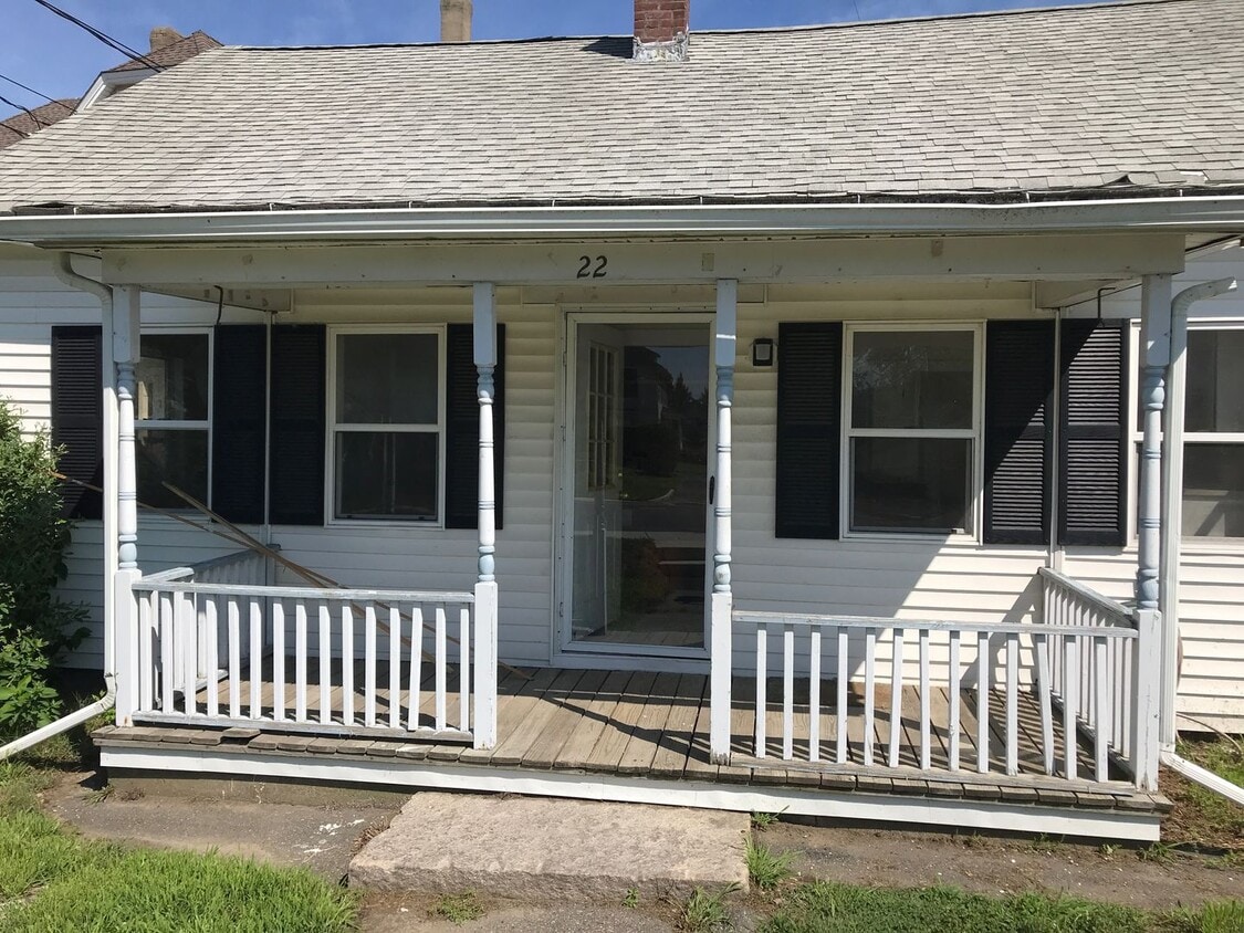 Primary Photo - Newly Renovated 2 Bedroom House