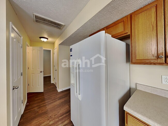 Building Photo - 2920 Bray Ct