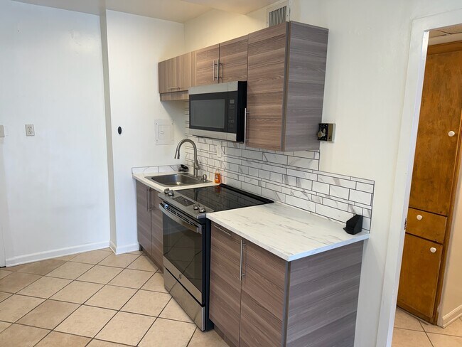 Foto del edificio - 1271 Poplar Ave