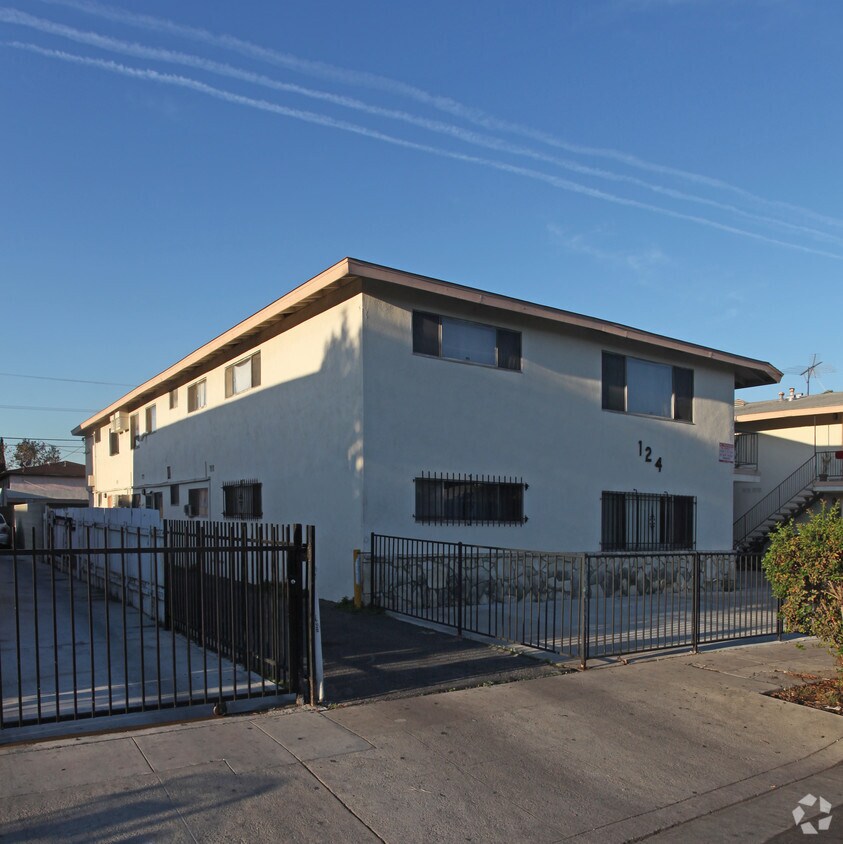 Building Photo - 120-124 E Avenue 40