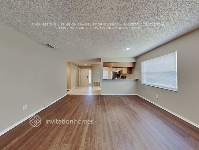 Foto del edificio - 6151 Morningdale Ave