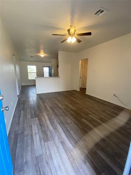 Foto del edificio - 1204 Granite Ln