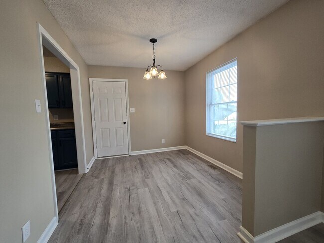 Foto del edificio - 3 Bedroom 2 Bathroom Home