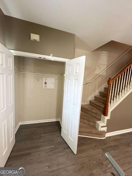 Building Photo - 1008 Prestwyck Ct