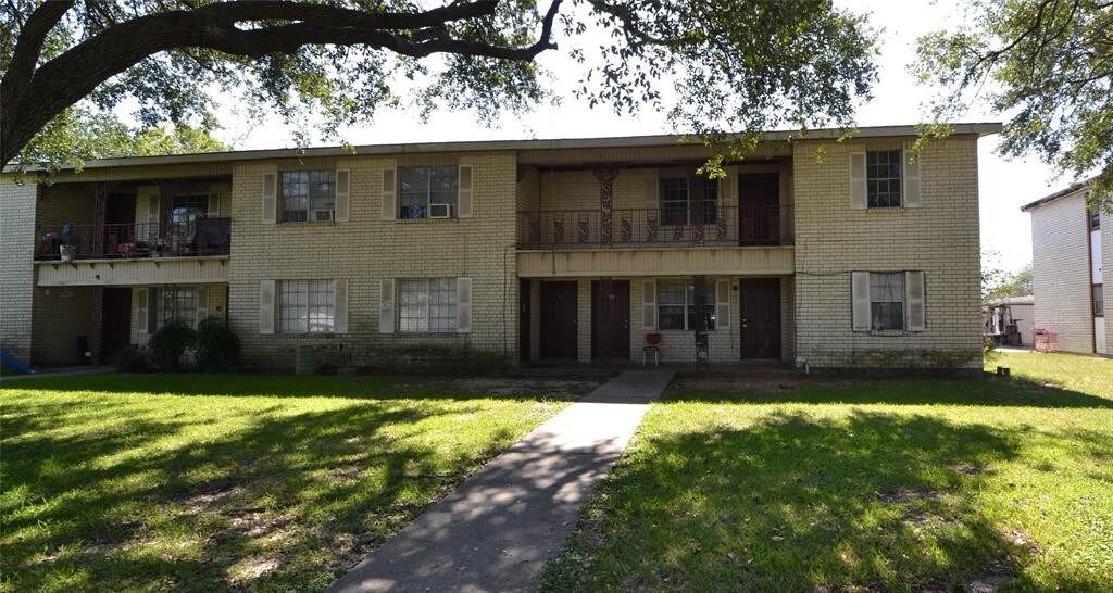 1867 Florida Dr Unit 41, Seabrook, TX 77586 Condo for Rent in