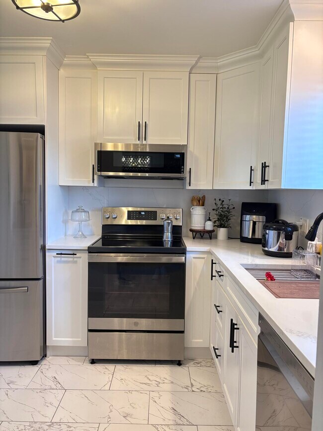 Foto del edificio - 2534 Boundbrook Dr S
