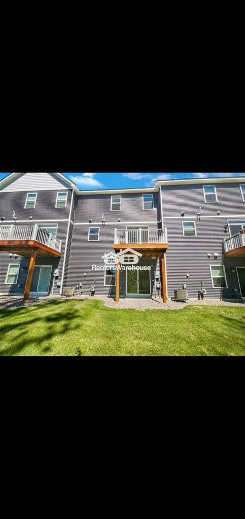 Foto del edificio - 9593 Olive Ln N