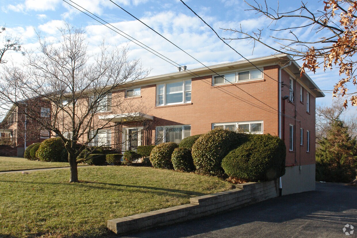Foto del edificio - 2702 Riedling Dr