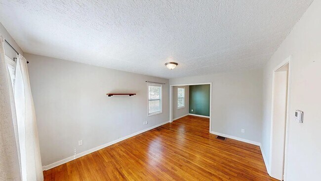 Photo - 4702 Young Ave House