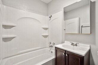 Building Photo - 209 Appleton St