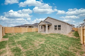 Building Photo - 9723 Rialto Hts Dr
