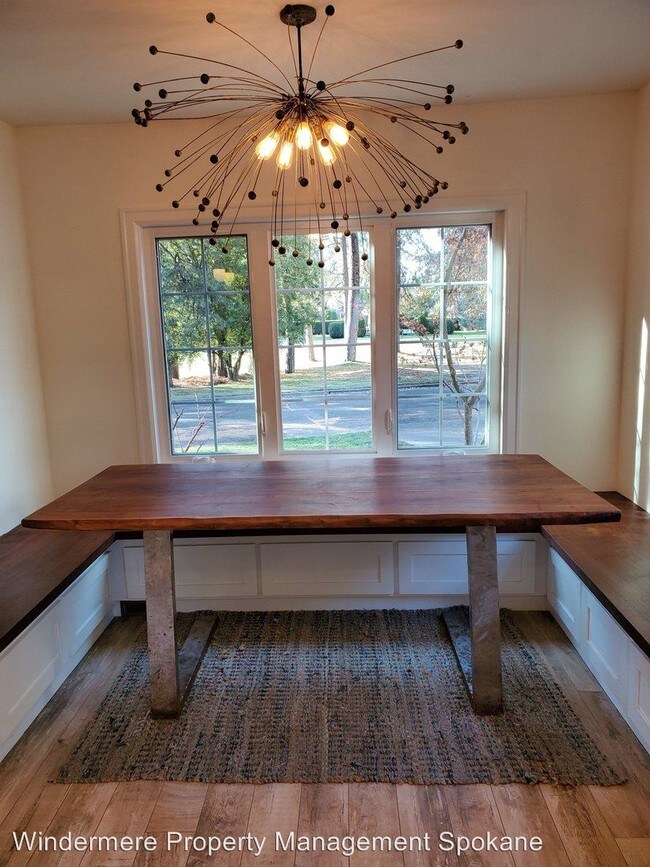 Foto del edificio - 3 br, 2 bath House - 2137 S Tekoa St